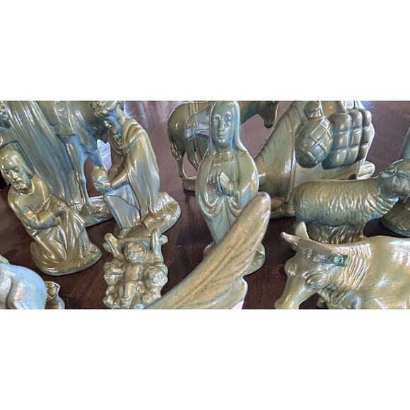 Vintage Light Green Holland Mold Complete Nativity 15 Piece Set Angel Baby Jesus - Picture 5 of 14